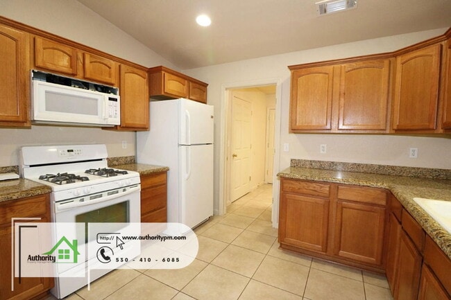 Building Photo - 3700 Silvario Ct