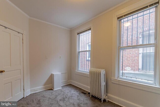 Building Photo - 1459 Chapin St NW
