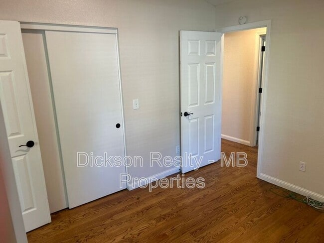Building Photo - 6164 Greenbrook Dr