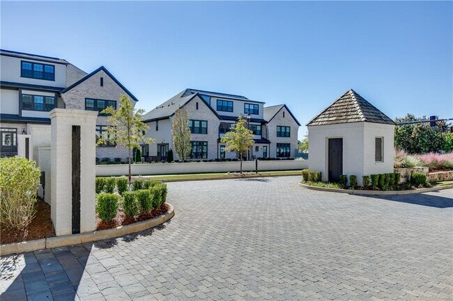 Building Photo - 3905 Danube Ln