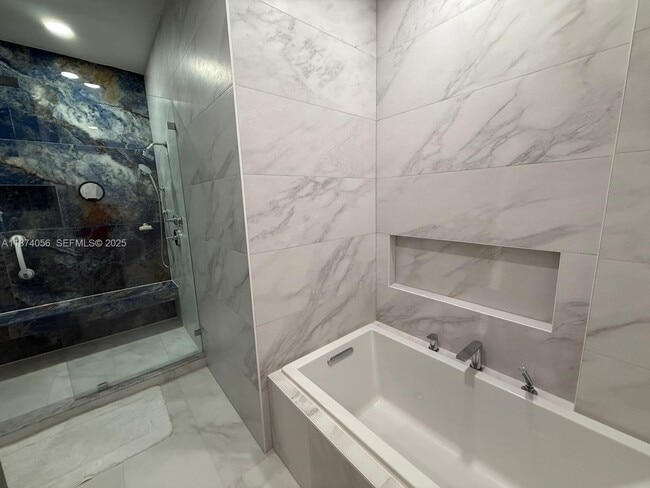 Building Photo - 2863 SW 120th Terrace