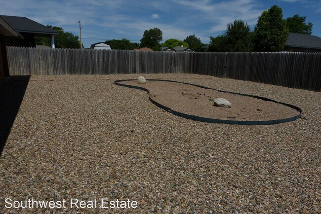 Building Photo - 3 br, 2 bath House - 2104 Reese