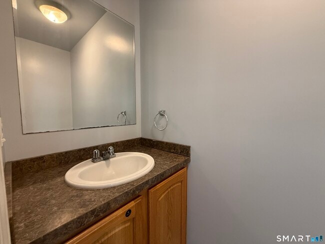 Building Photo - 156 3rd Ave