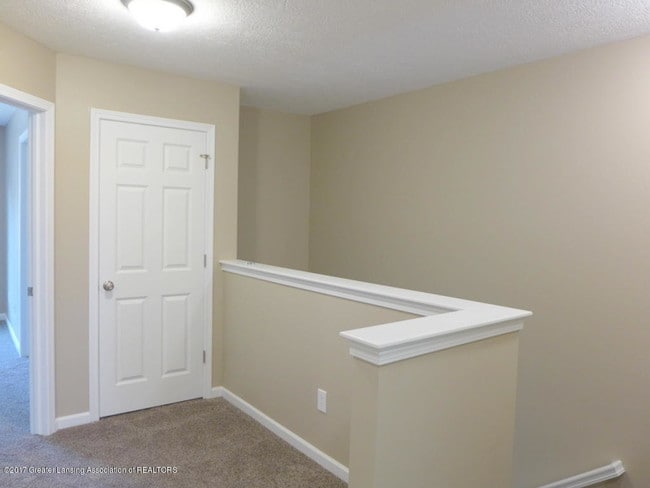 Building Photo - 5832 Outer Dr