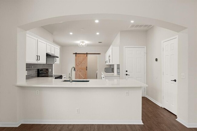Building Photo - 8902 Magna Carta Loop