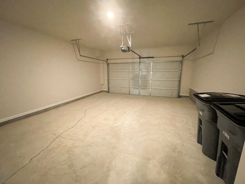 Building Photo - 126 Asland Ln