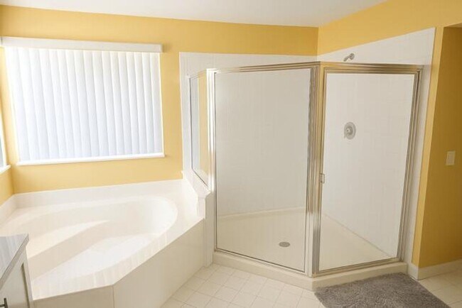 Building Photo - 7228 Chesapeake Cir