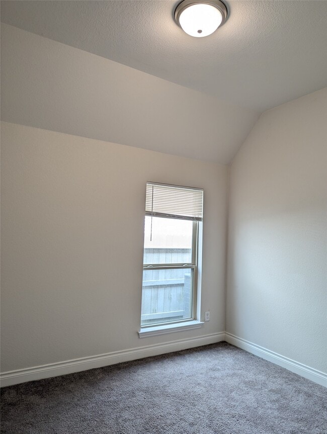 Building Photo - 2043 Blackhawk Ridge Ln