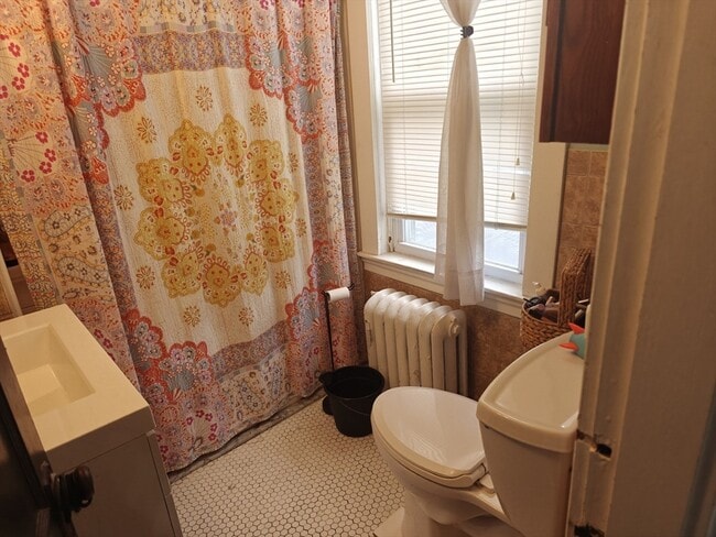 Building Photo - 452 Osborn St