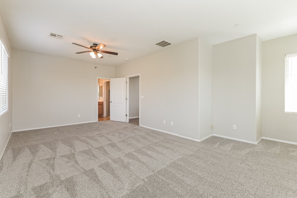 Building Photo - 698 Calamus Palm Pl