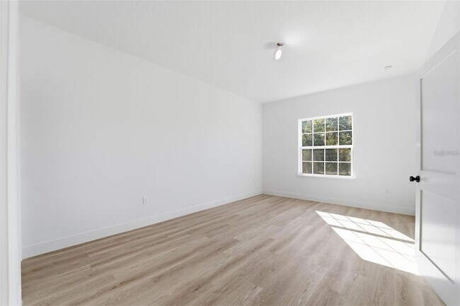 Building Photo - 4572 SW 149th St