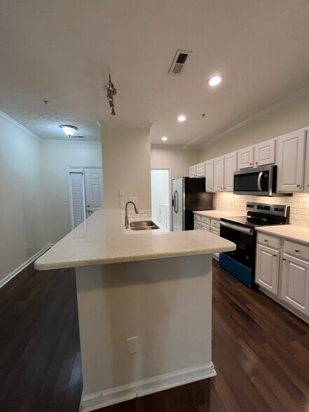 Building Photo - 532 Lionshead Rd