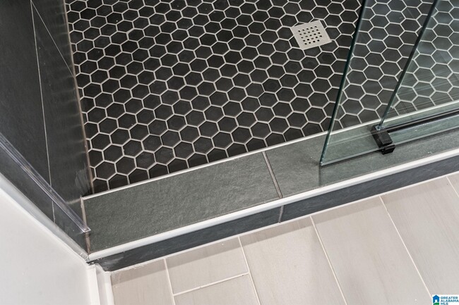 Building Photo - 1712 MEERSTONE Ln