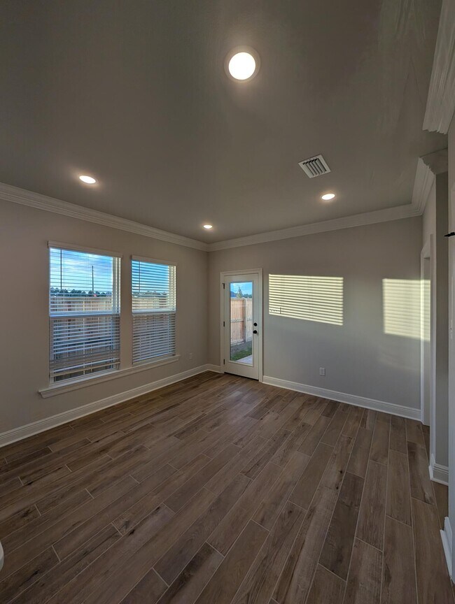 Building Photo - 35 Natureview Wy