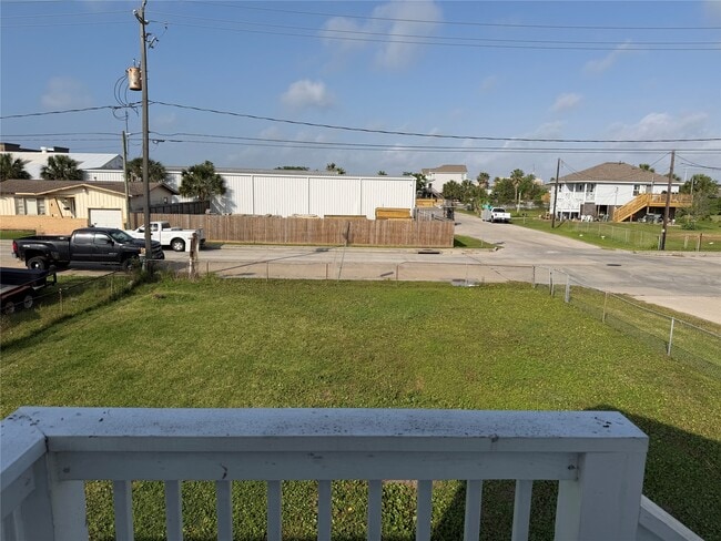 Building Photo - 2303 Victory Ave