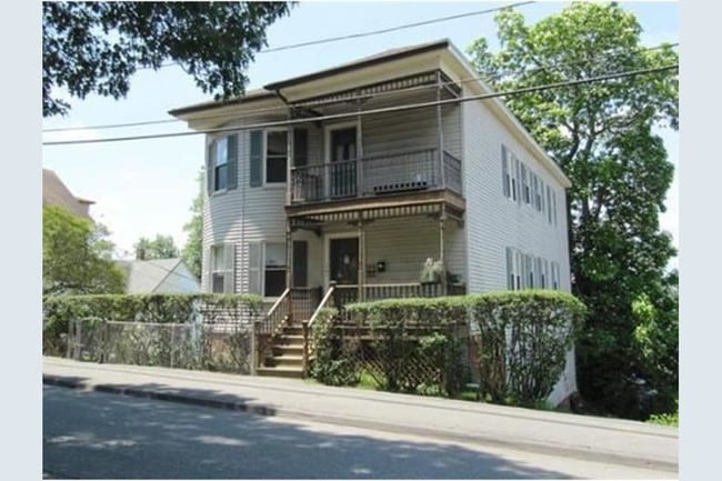 Building Photo - 18 Malvern Rd