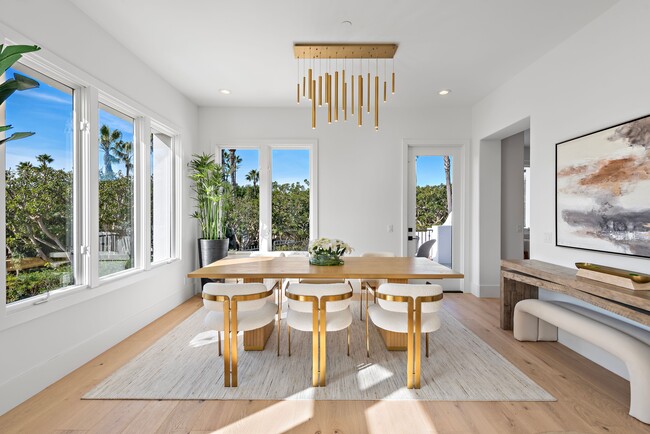 Building Photo - 84 Sidney Bay Dr