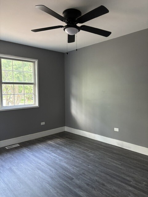 Building Photo - 1013 W Briarcliff Rd