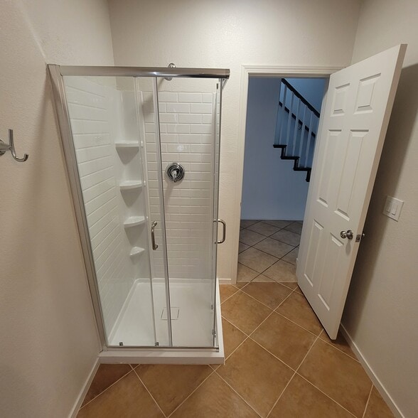 Building Photo - 6108 Stanton Summit Dr