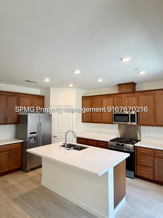 Building Photo - "Modern Rocklin Home : Spacious 3-Bedroom Home with Elegant Hardwood Accents!"