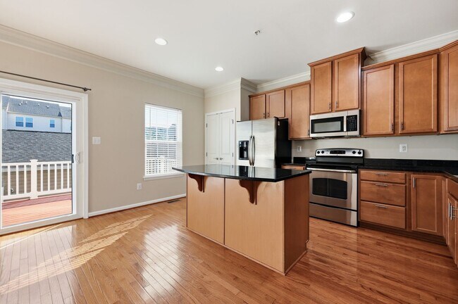 Building Photo - 7833 Wormans Mill Rd