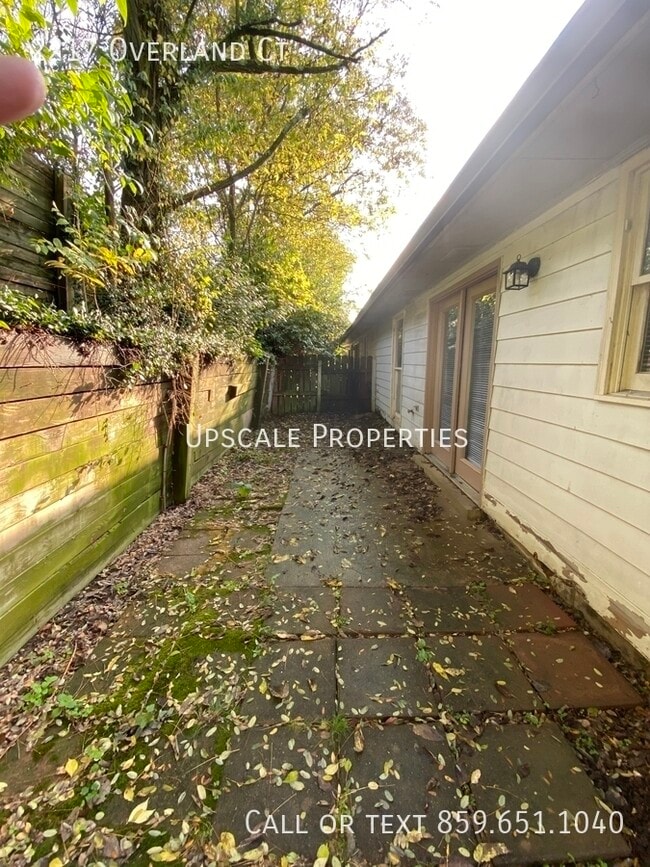 Building Photo - 2217 Overland Ct