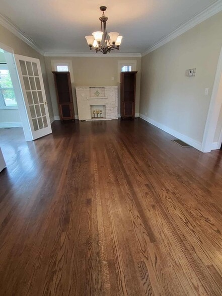 living room - 400 S 4th Ave
