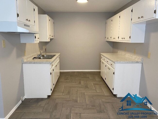 Building Photo - For Rent - 2 Bed/ 1 Bath Home in Lake Concho Annex