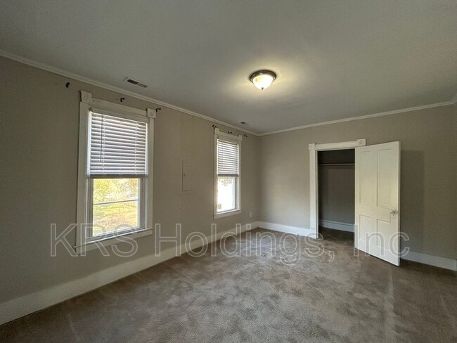 Building Photo - 2934 Cape Henry Ave