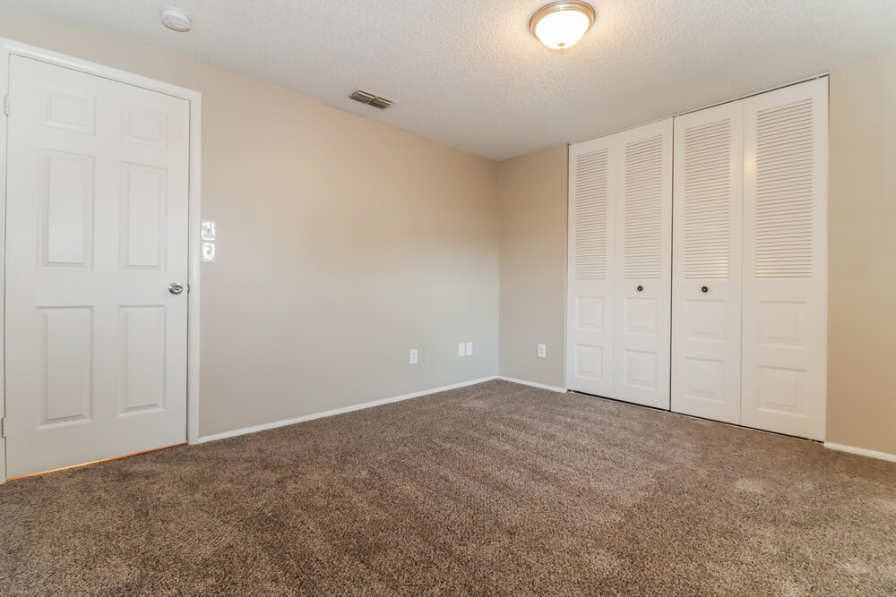 Building Photo - 7801 Glencoe Dr