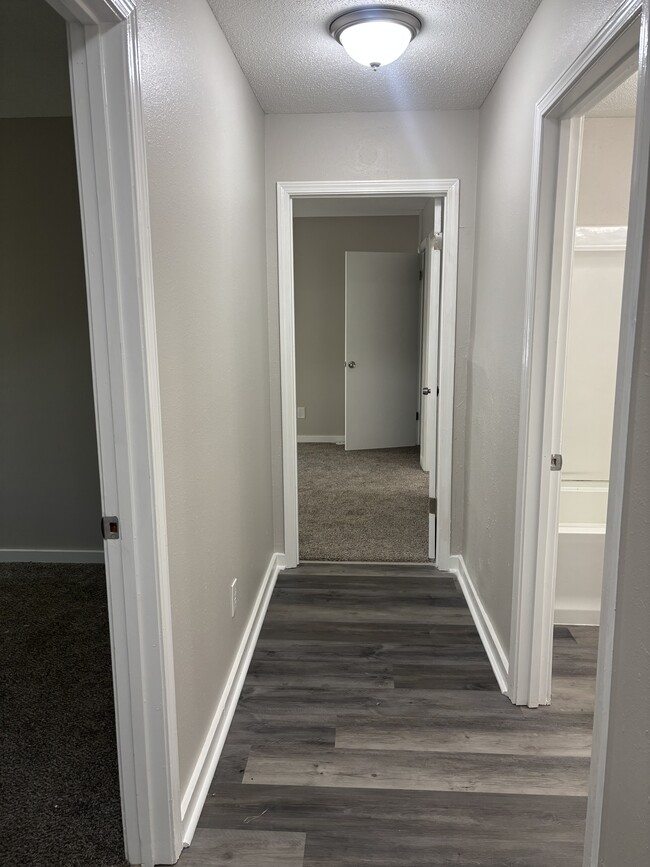 Building Photo - 5332 Bitter Creek Dr