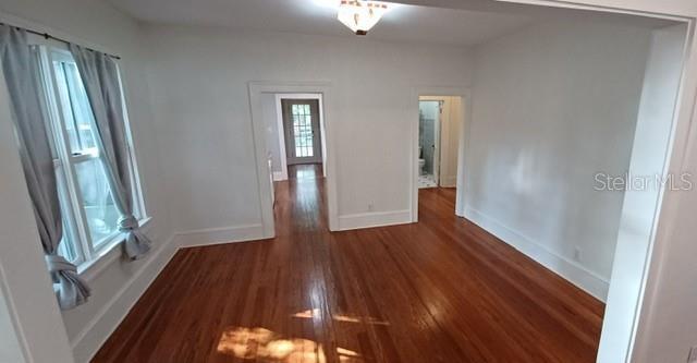 Building Photo - 14 N Fern Creek Ave