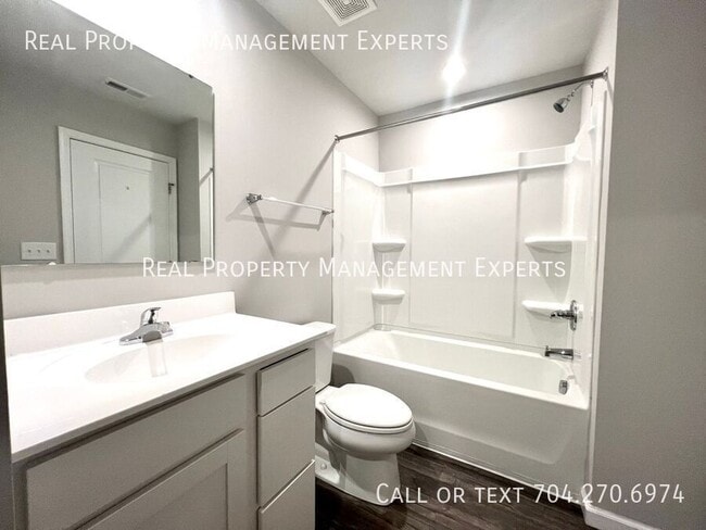 Building Photo - 5232 Austin Knoll Ct