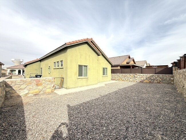 Building Photo - 13136 Freshford