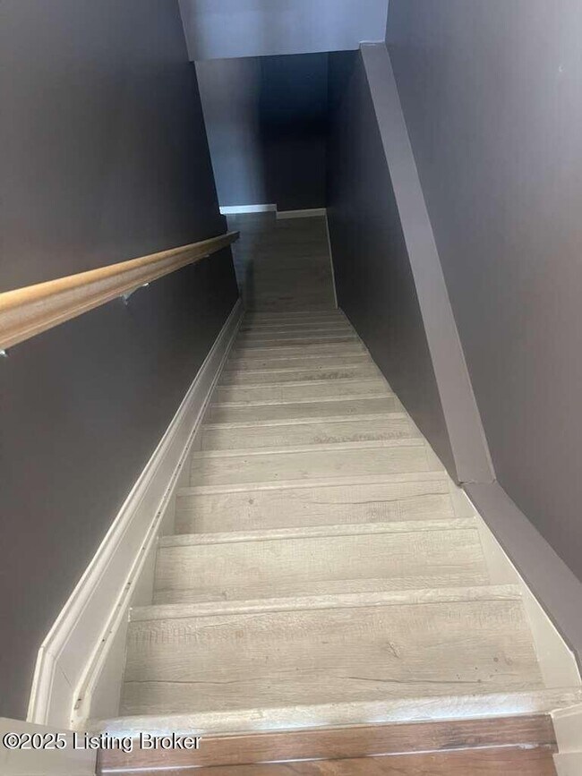 Building Photo - 114 Belden Trl