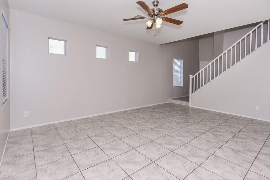 Building Photo - 698 Blooming Sage Ct