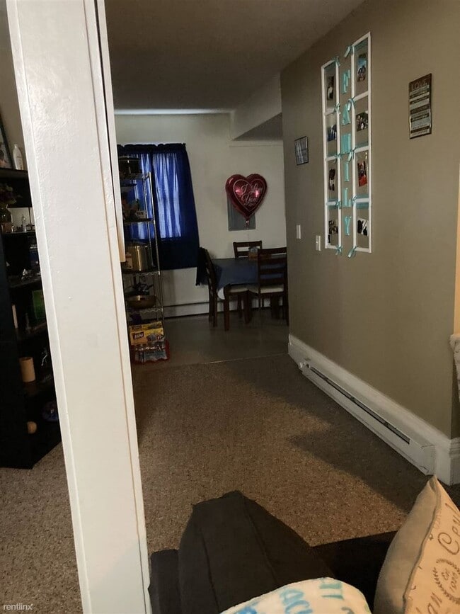 Building Photo - 24 Mt Globe St