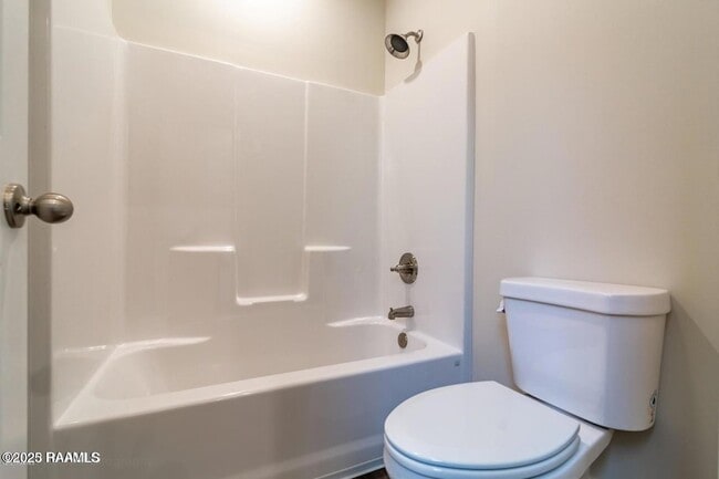 Building Photo - 108 Millie Park Dr