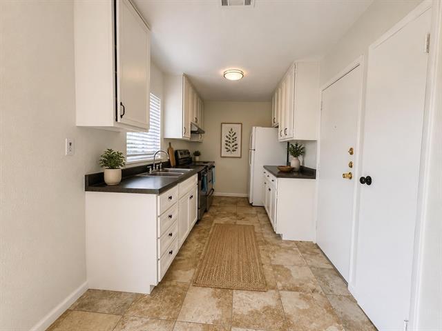 Building Photo - 409 Starling Dr