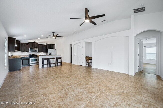 Building Photo - 3664 Gurrero Dr