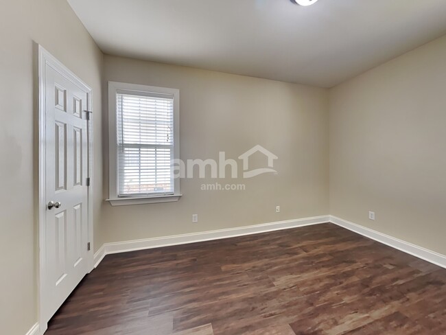 Building Photo - 9535 Waterwood Ct