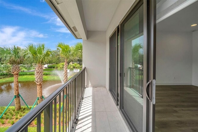 Building Photo - 1454 SW 23rd St