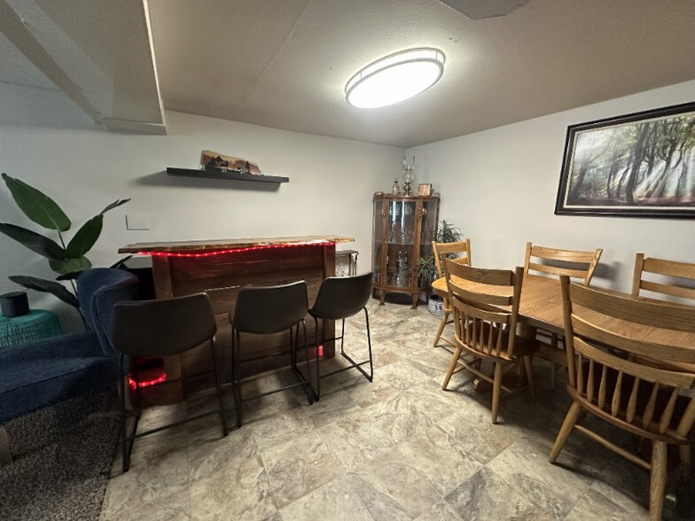 Building Photo - 1020 N 15th St