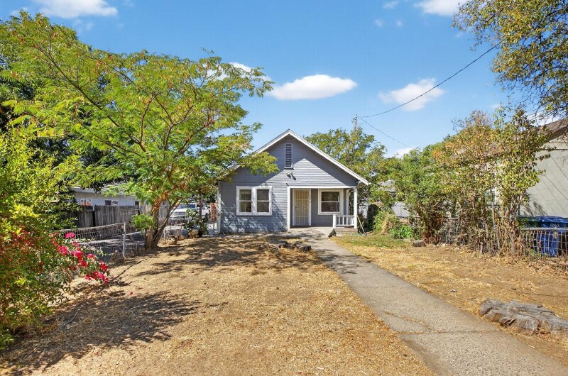 Building Photo - 5080 Enrico Blvd