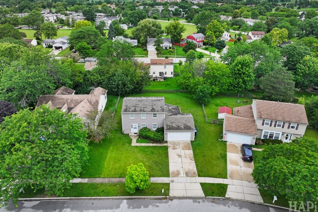 Building Photo - 2208 Kensington Dr
