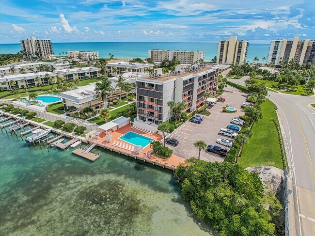 Building Photo - 225 S Beach Rd