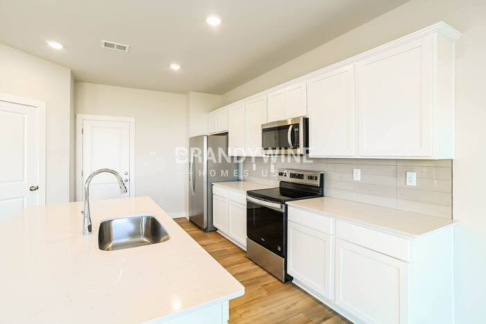 Building Photo - 2416 Appalachian Trl Dr