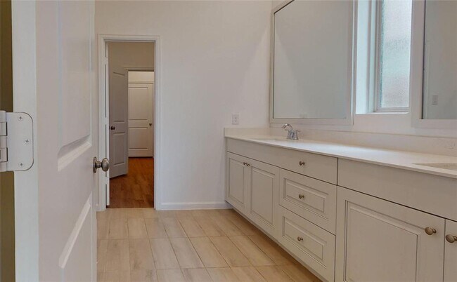 Building Photo - 27015 Coco Flower Ln