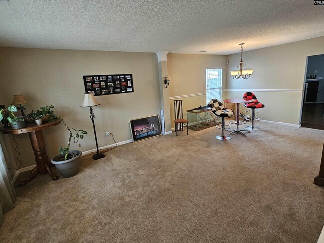 Building Photo - 131 Richmond Farm Cir