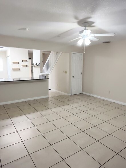 Building Photo - 175 Yorktowne Dr